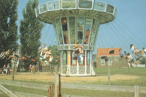 Zweef Molen Dutch Swing Dutch Village Holland